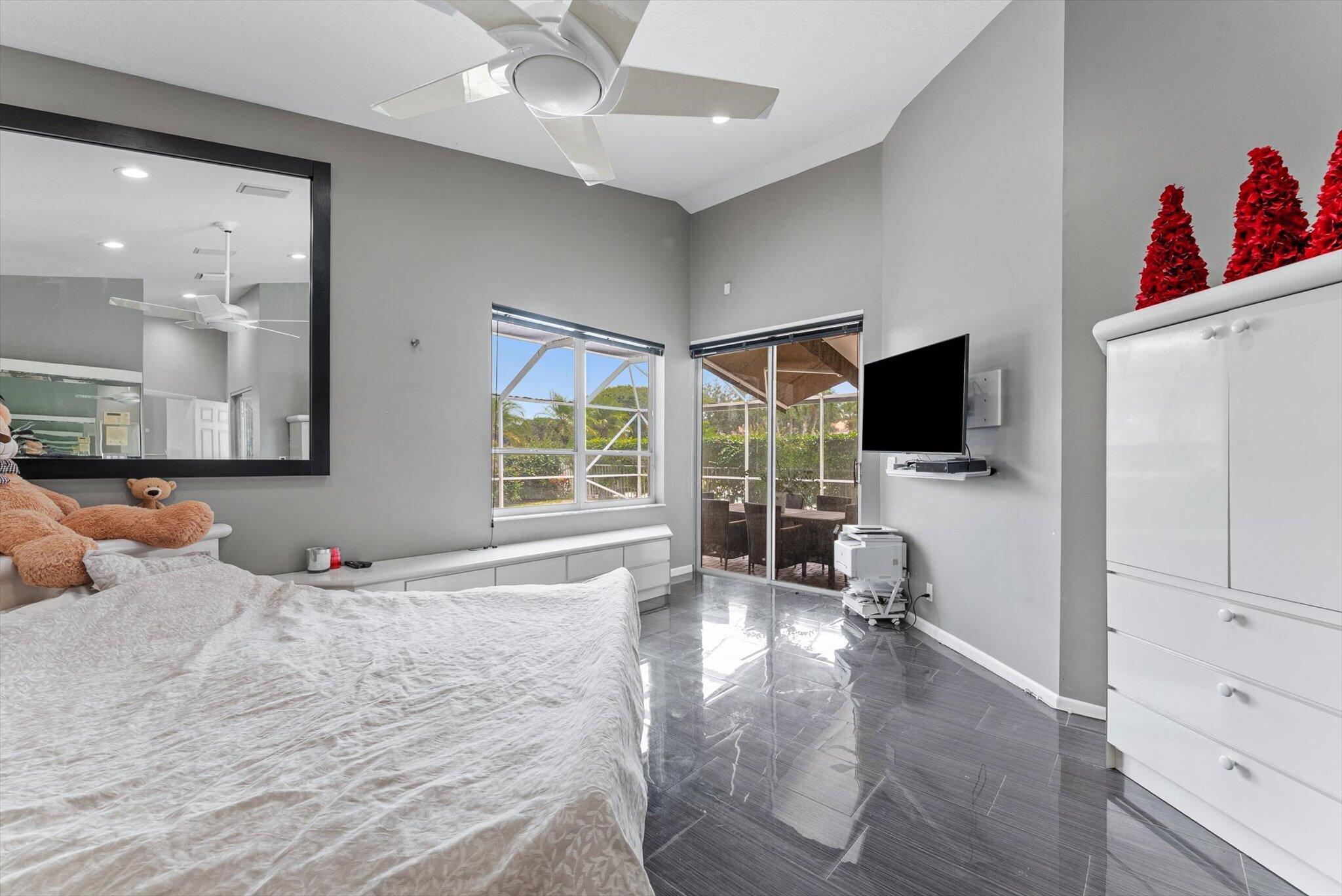 3938 Redondo Court