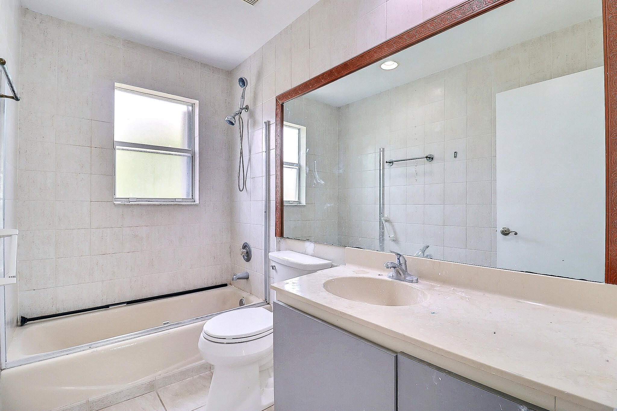 9401 Aegean Drive