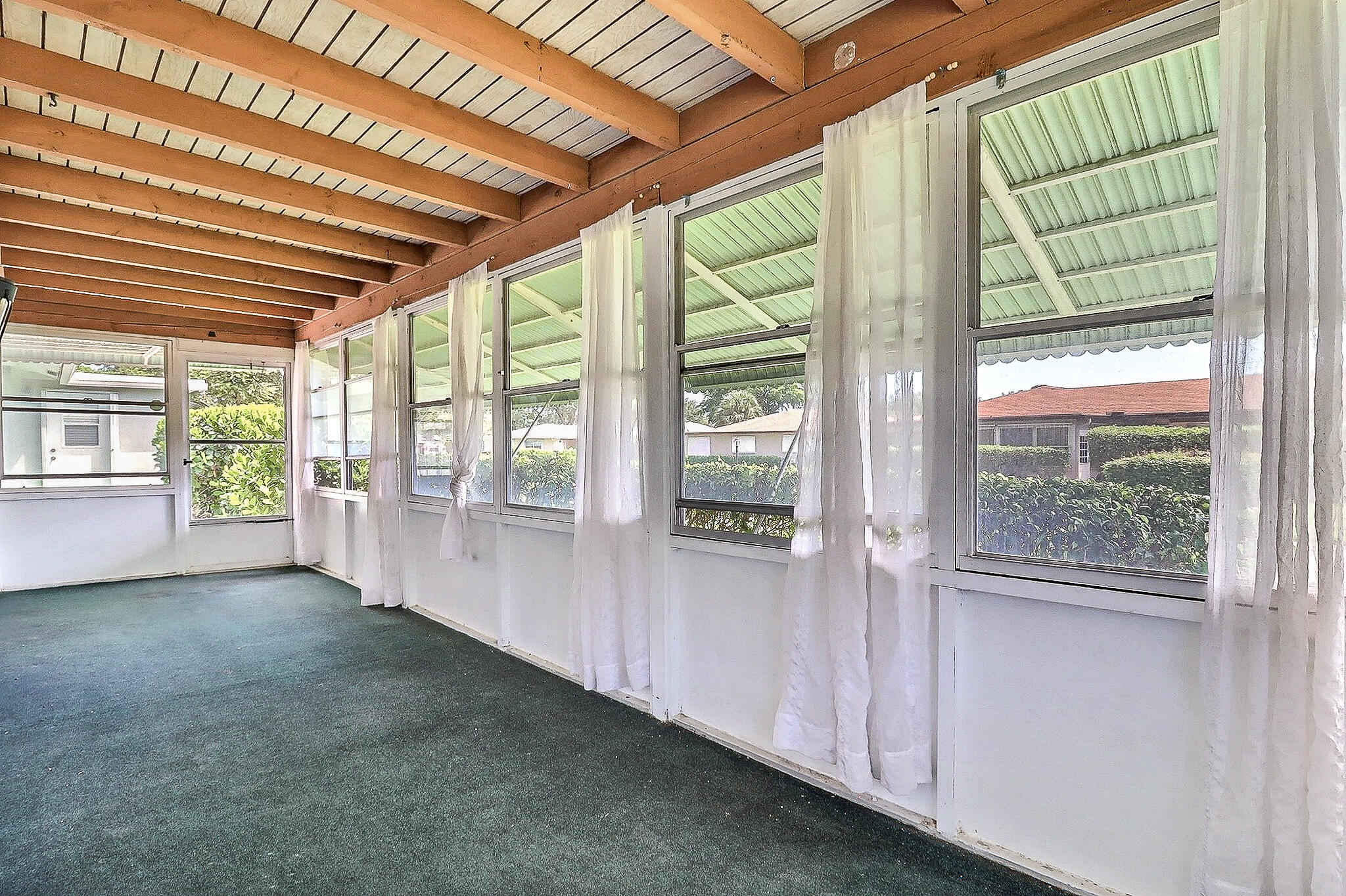 450 BLUEBIRD Lane