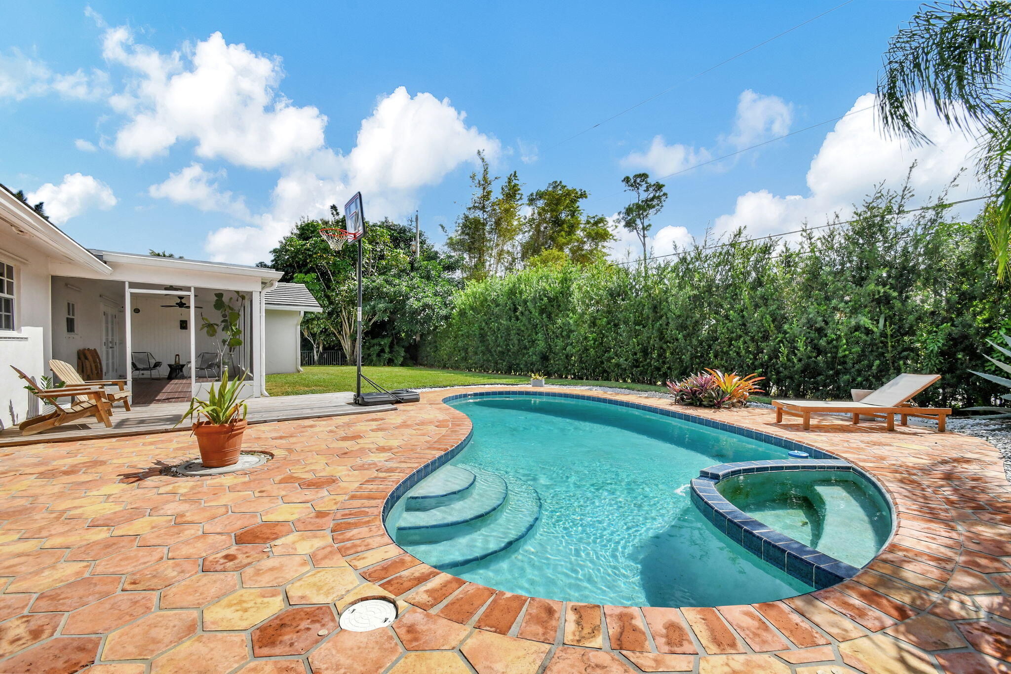 79 W Rubber Tree Drive