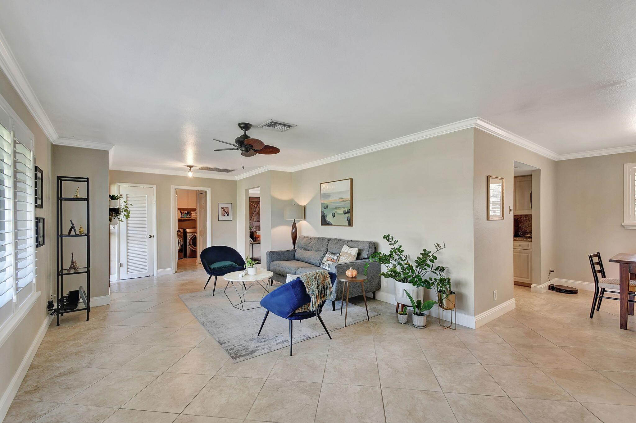 79 W Rubber Tree Drive