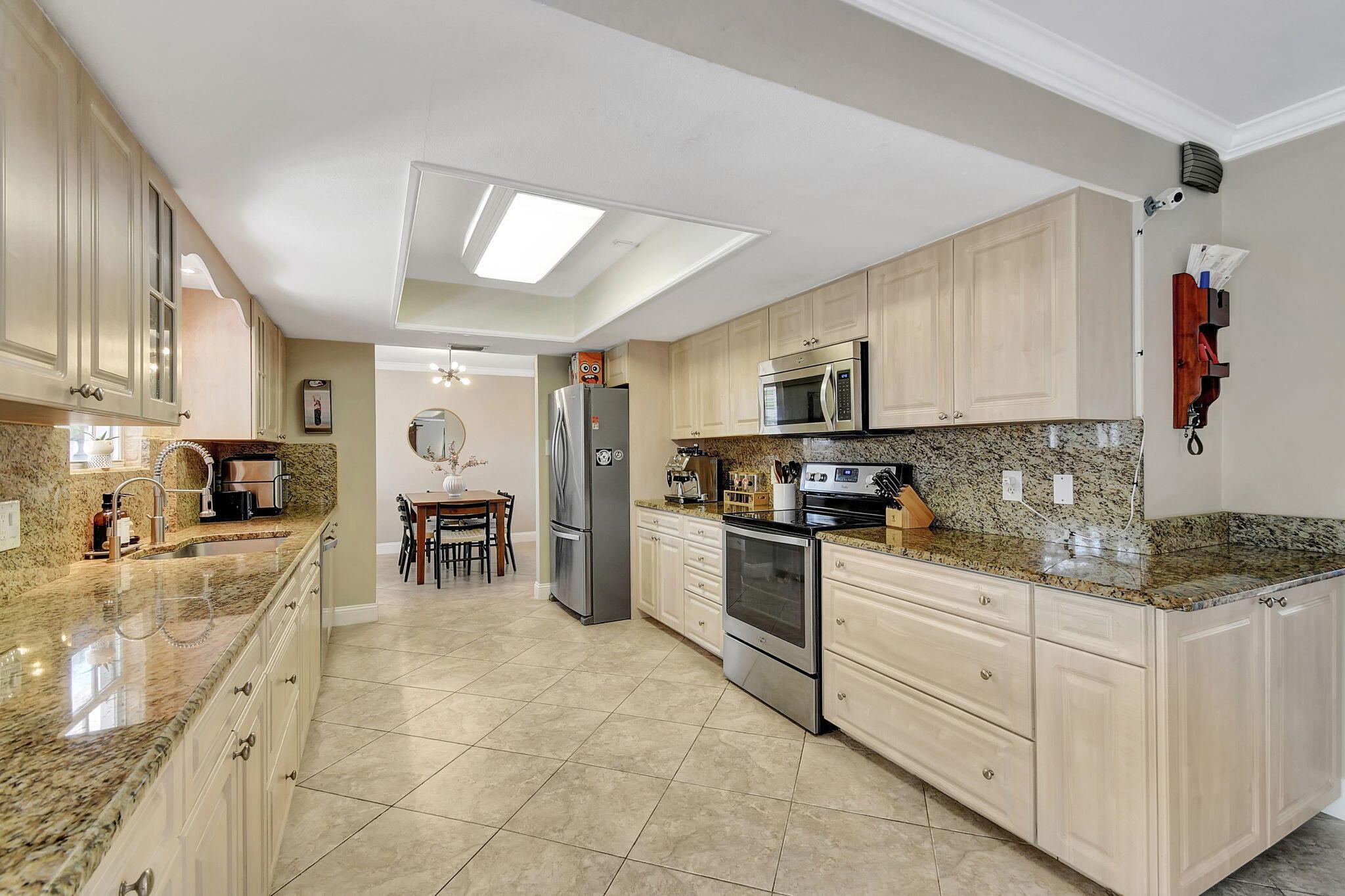 79 W Rubber Tree Drive