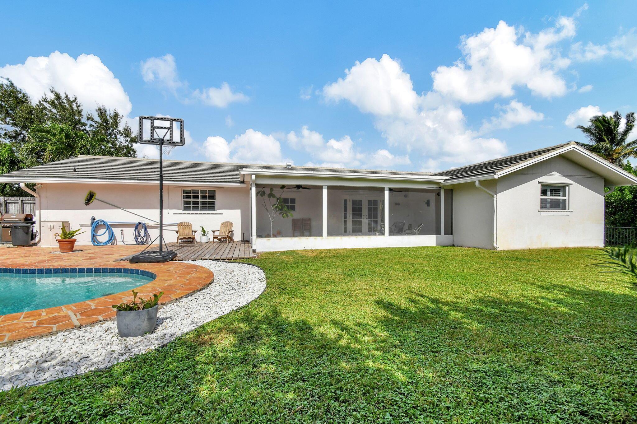 79 W Rubber Tree Drive