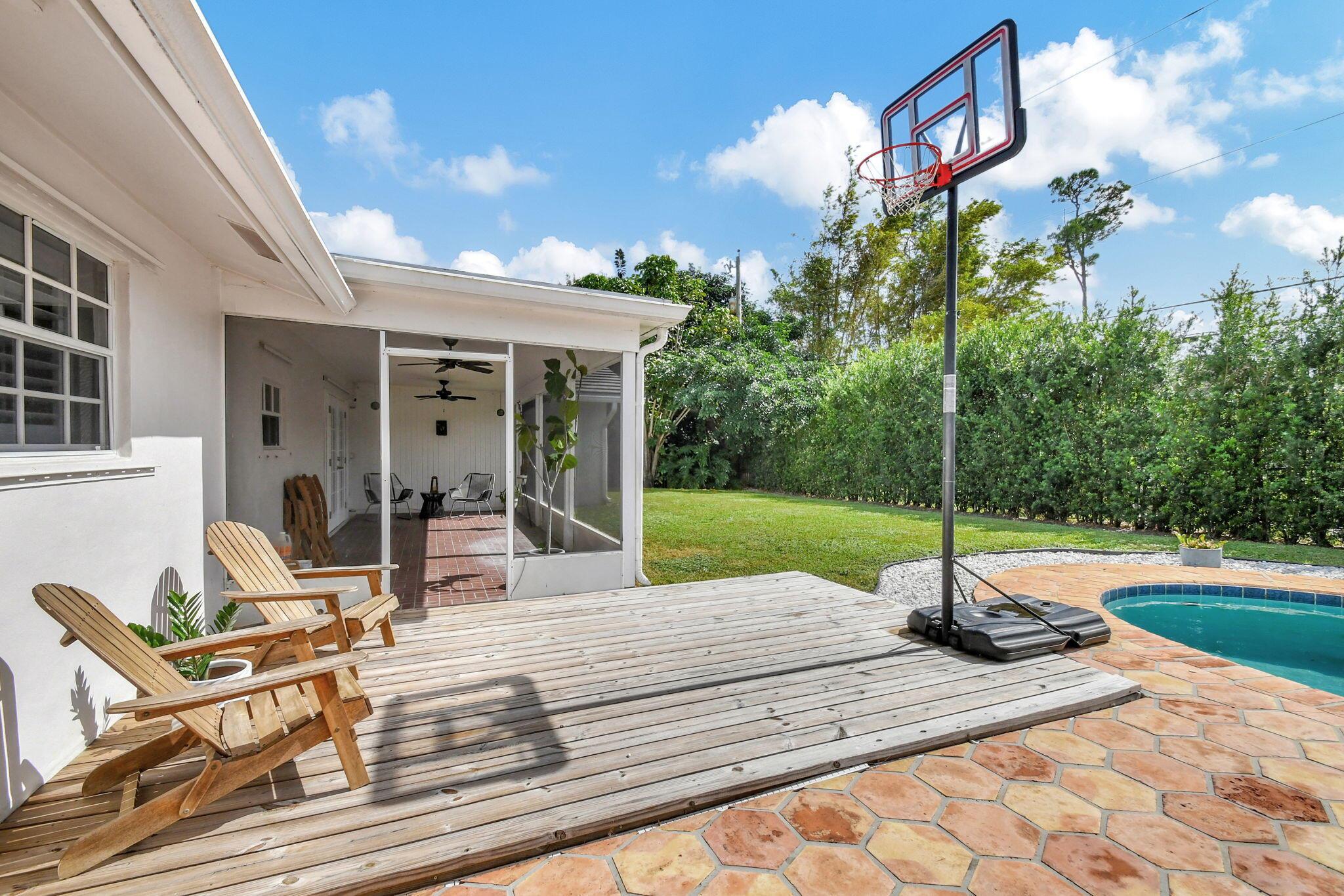 79 W Rubber Tree Drive