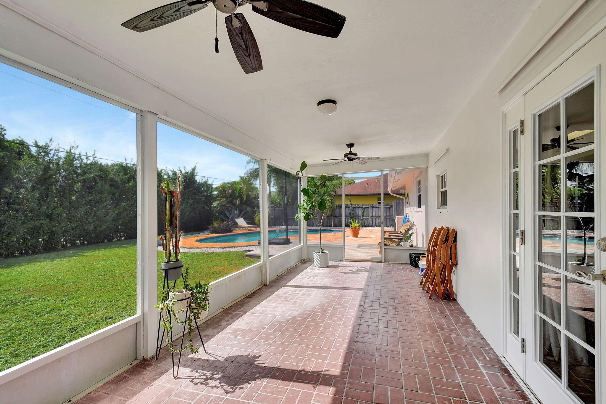 79 W Rubber Tree Drive