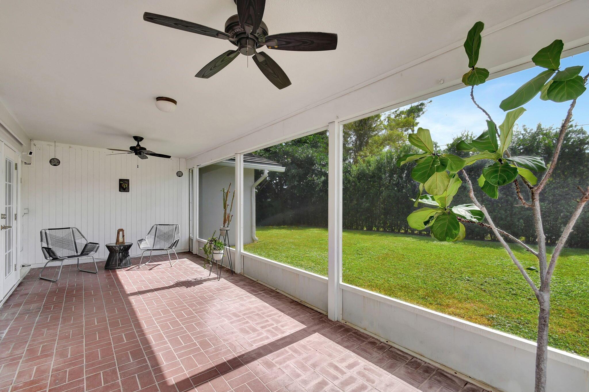 79 W Rubber Tree Drive