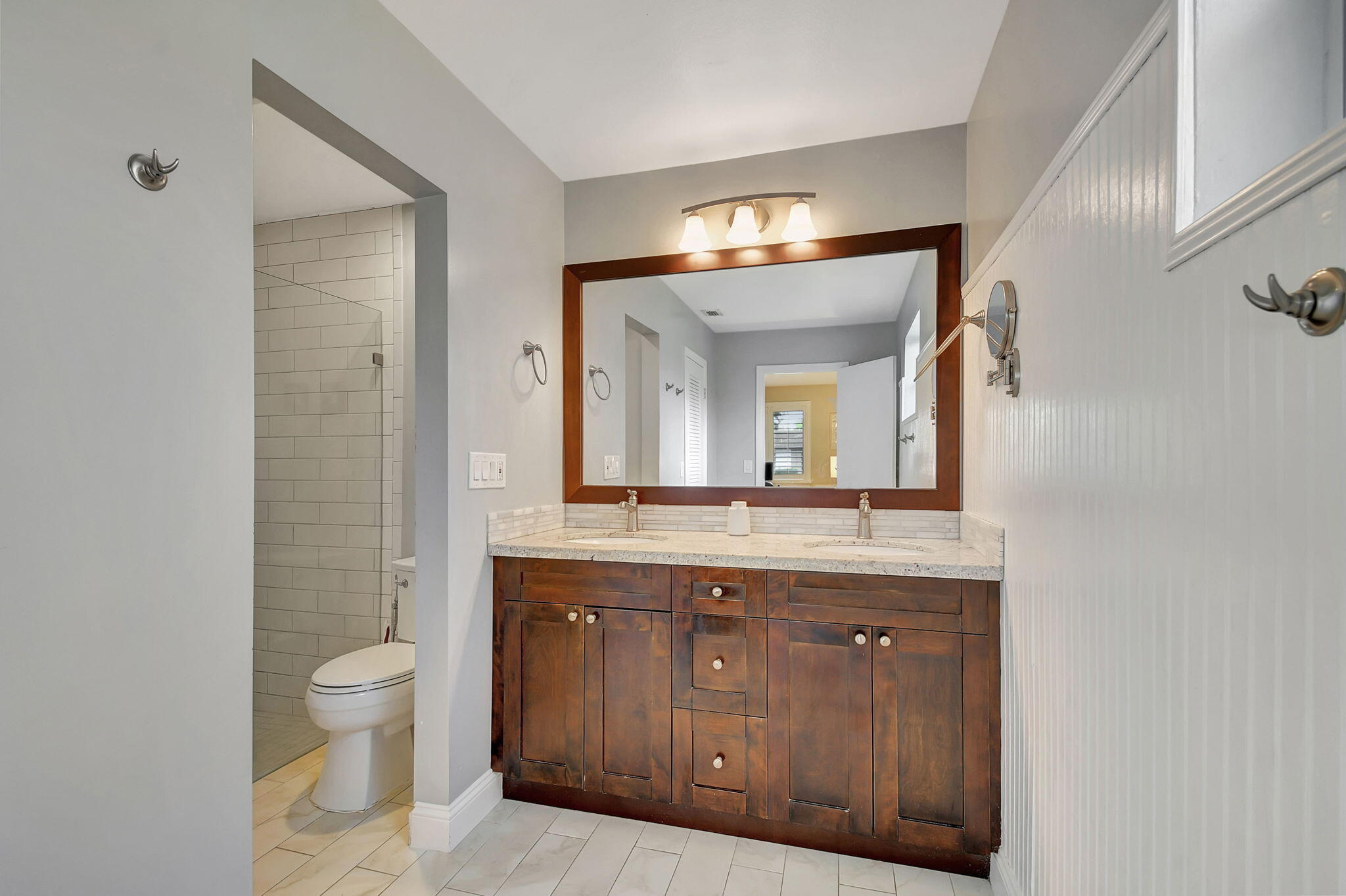 79 W Rubber Tree Drive