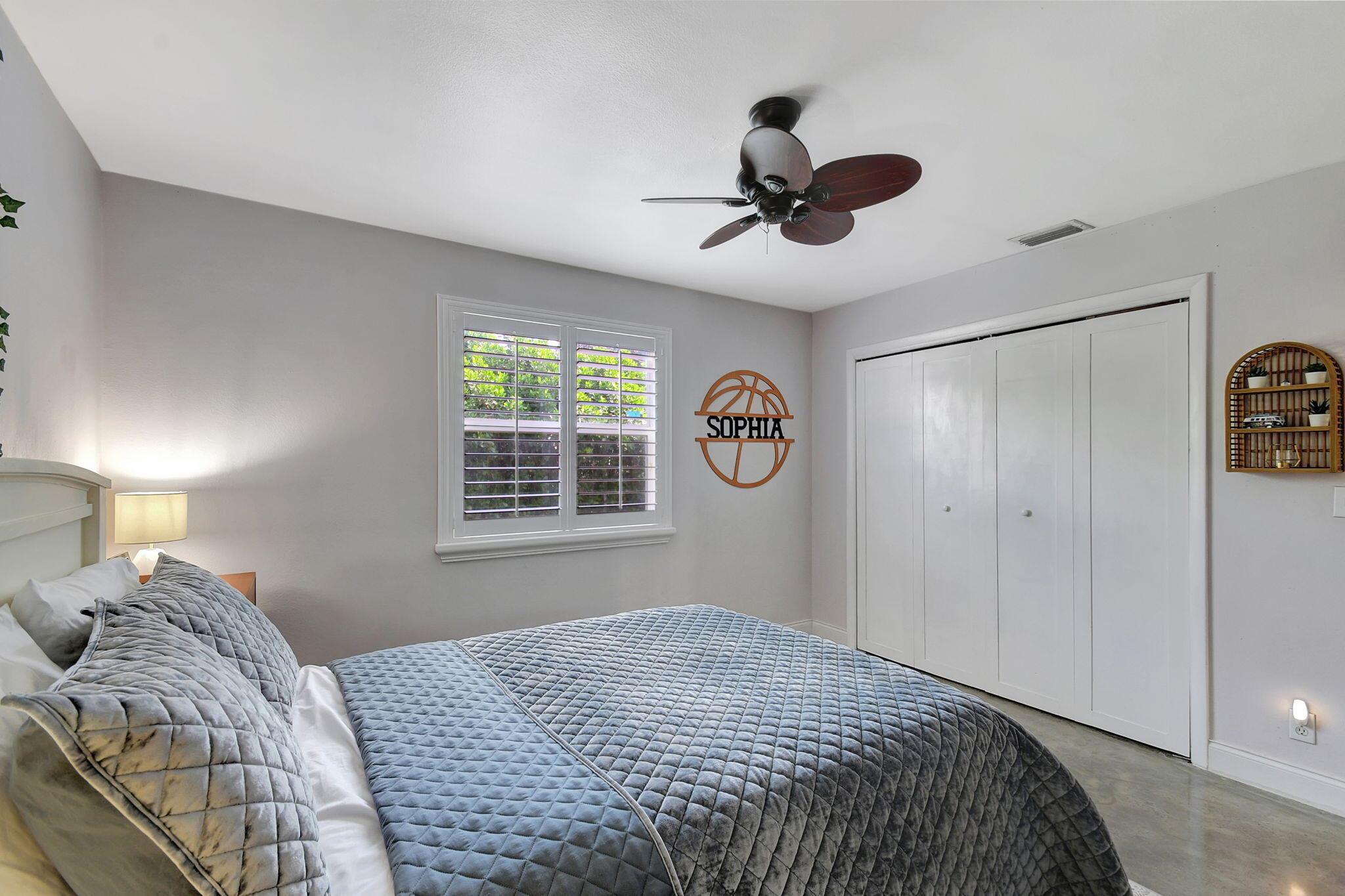 79 W Rubber Tree Drive