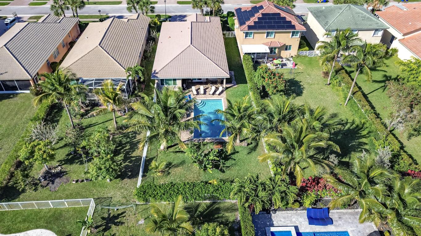 122 Bellezza Terrace