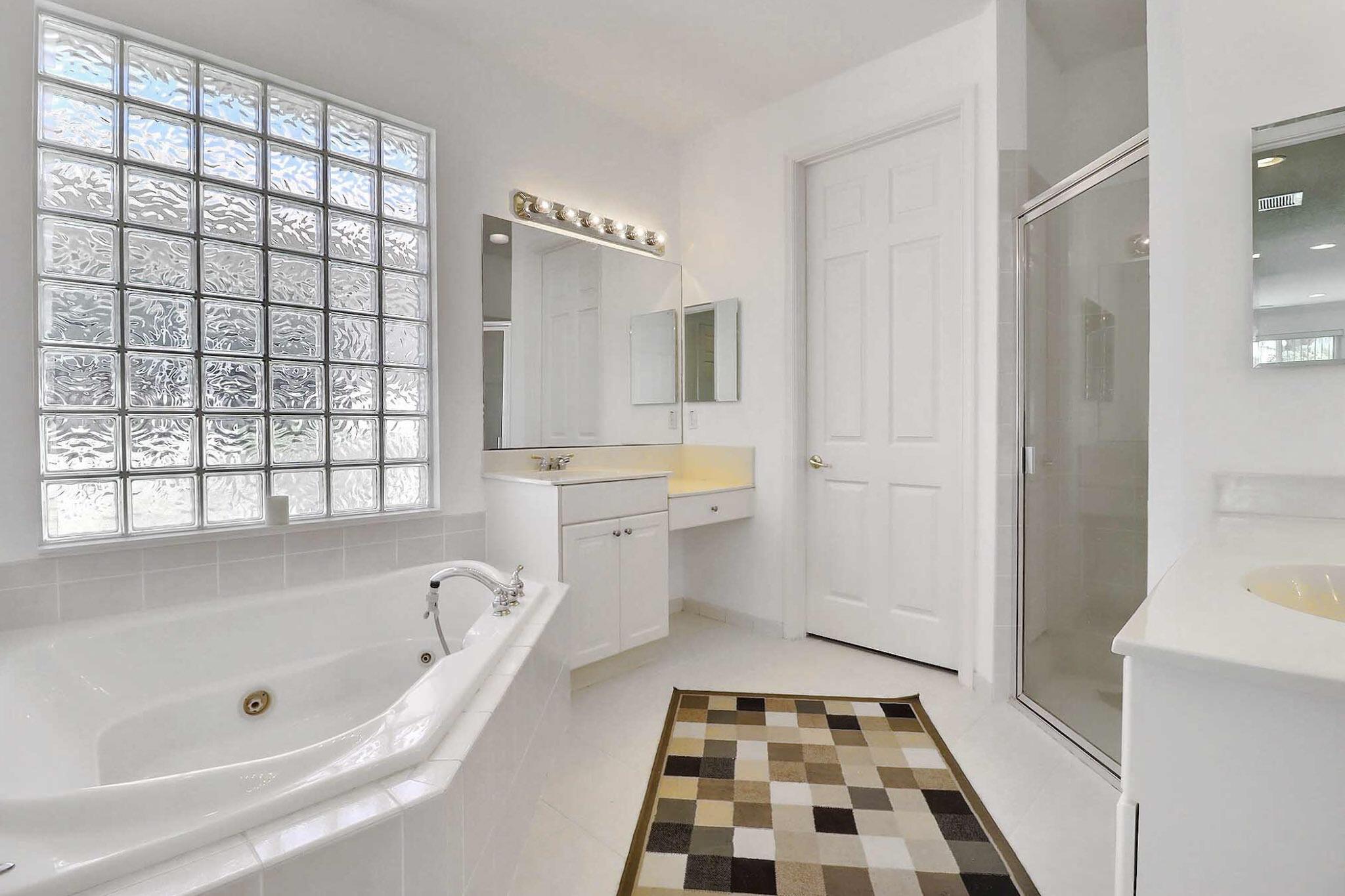 122 Bellezza Terrace