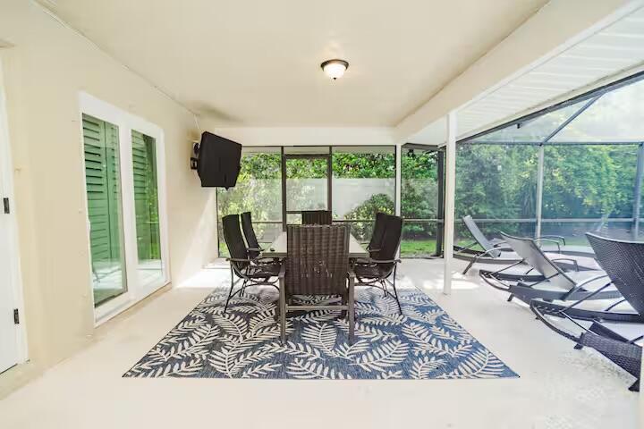 2981 SE Dalhart Road