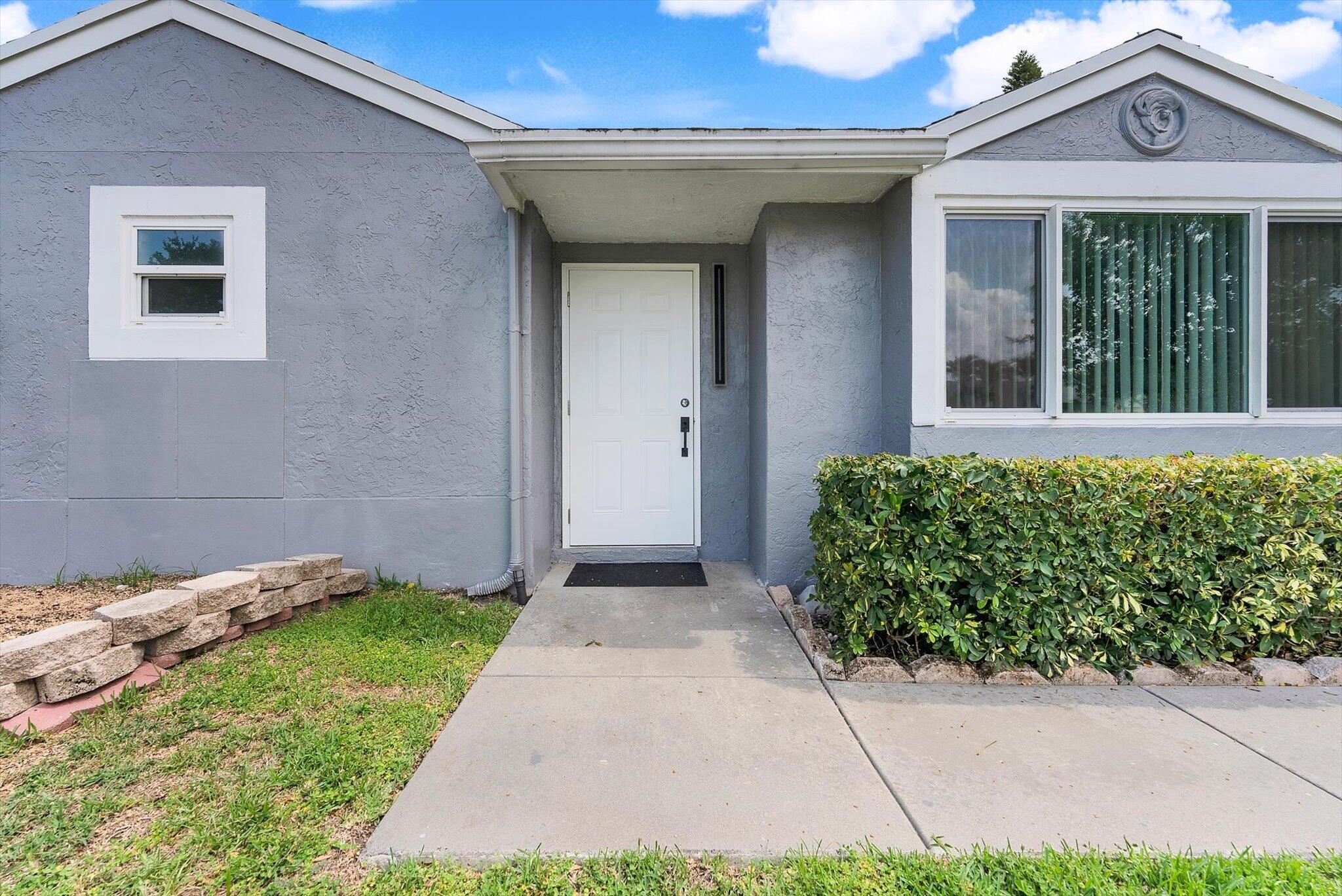 18905 Cloud Lake Circle