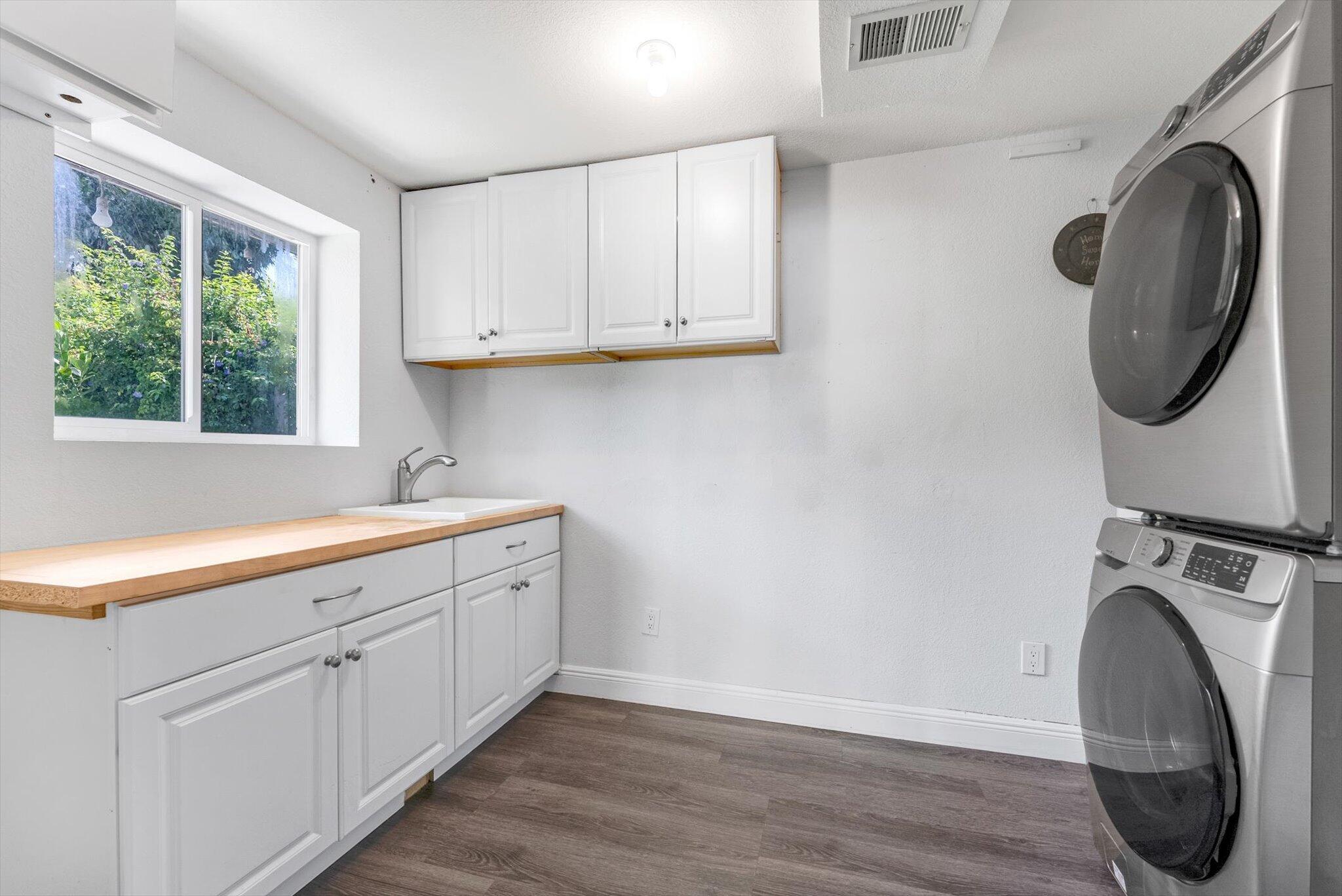 18905 Cloud Lake Circle