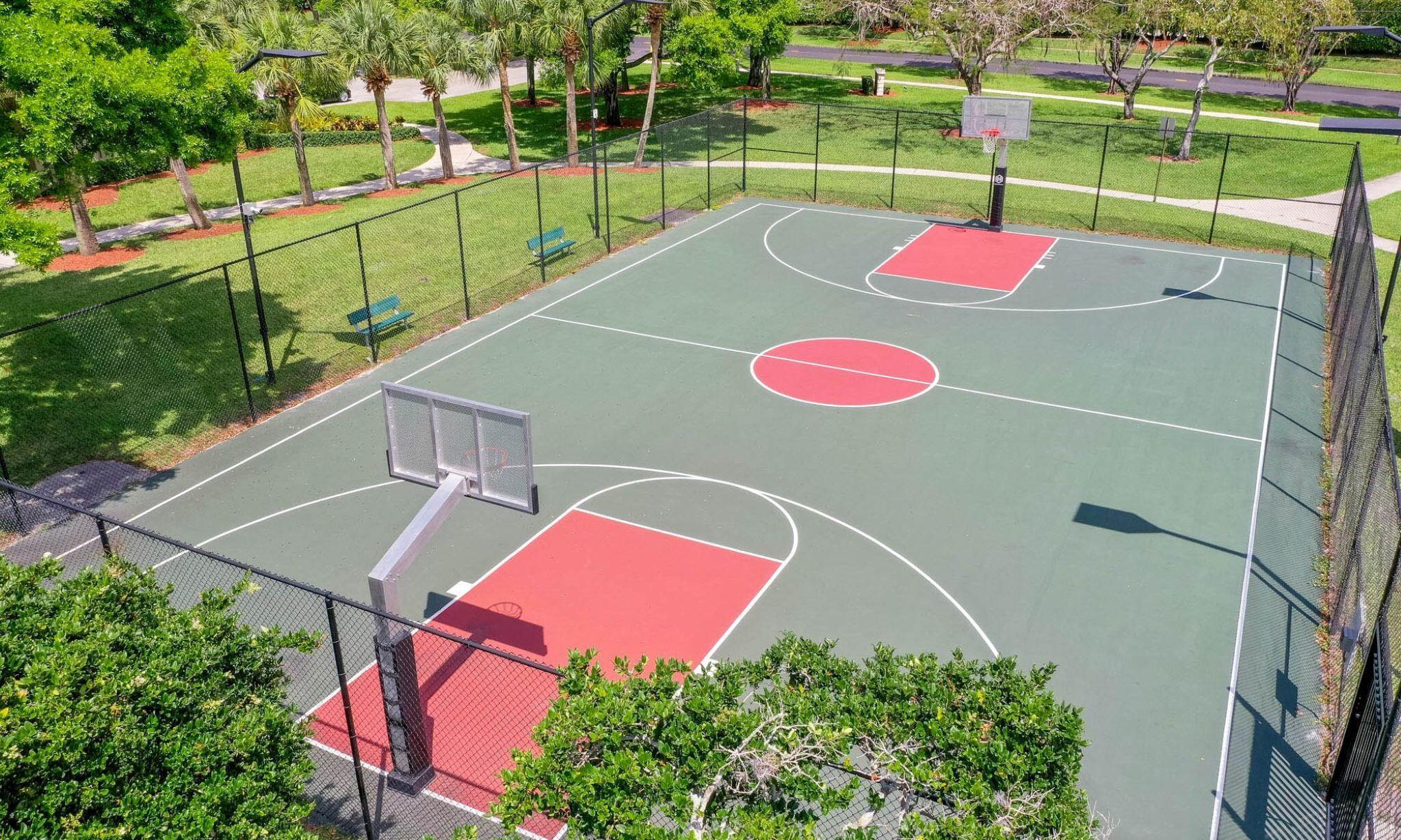 18905 Cloud Lake Circle