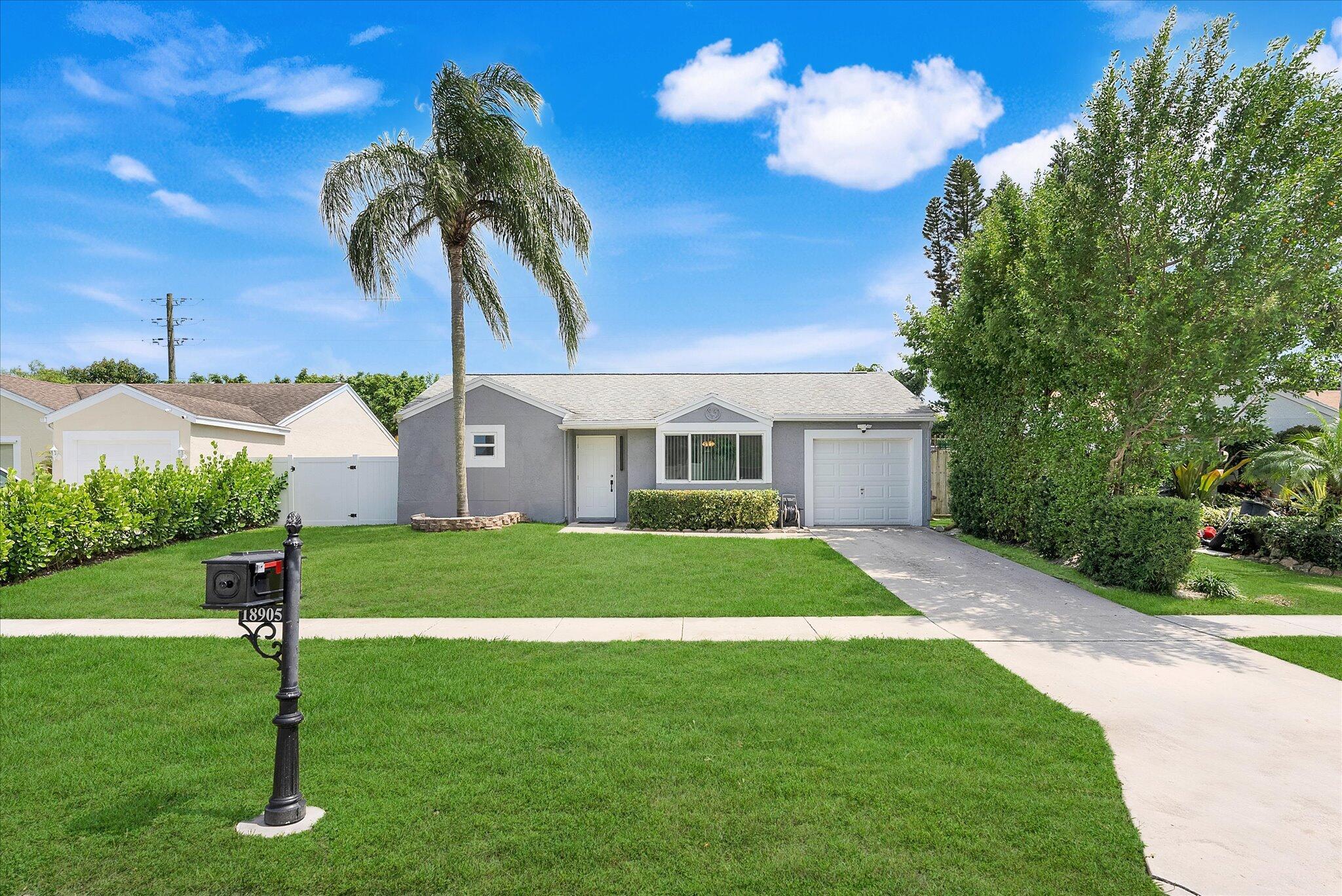 18905 Cloud Lake Circle