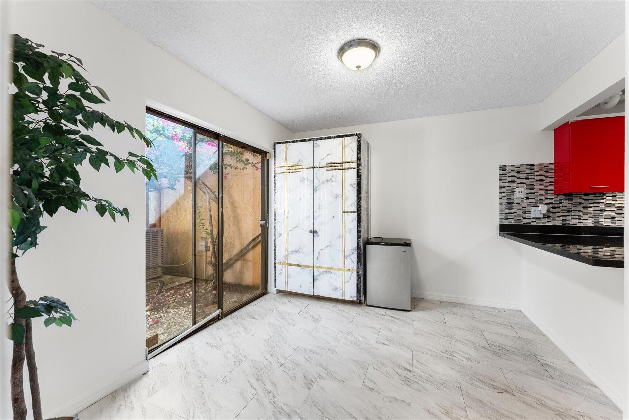 5371 Stonybrook Drive