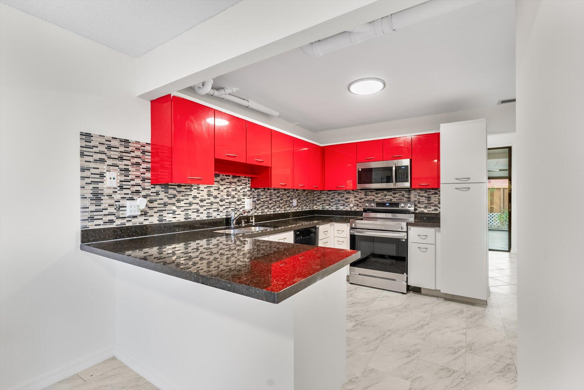 5371 Stonybrook Drive