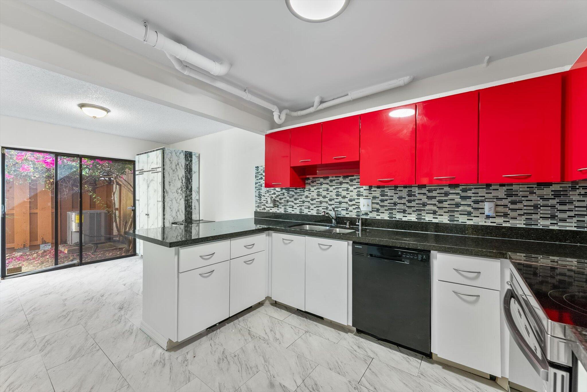 5371 Stonybrook Drive