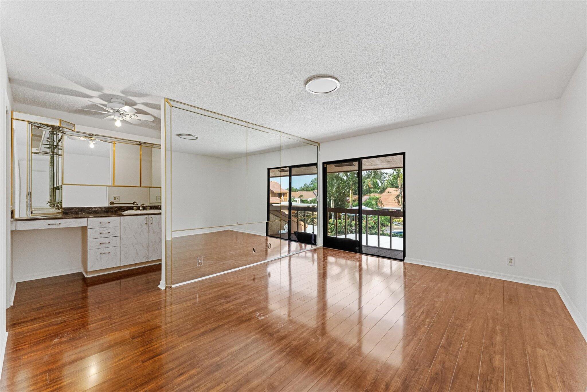 5371 Stonybrook Drive