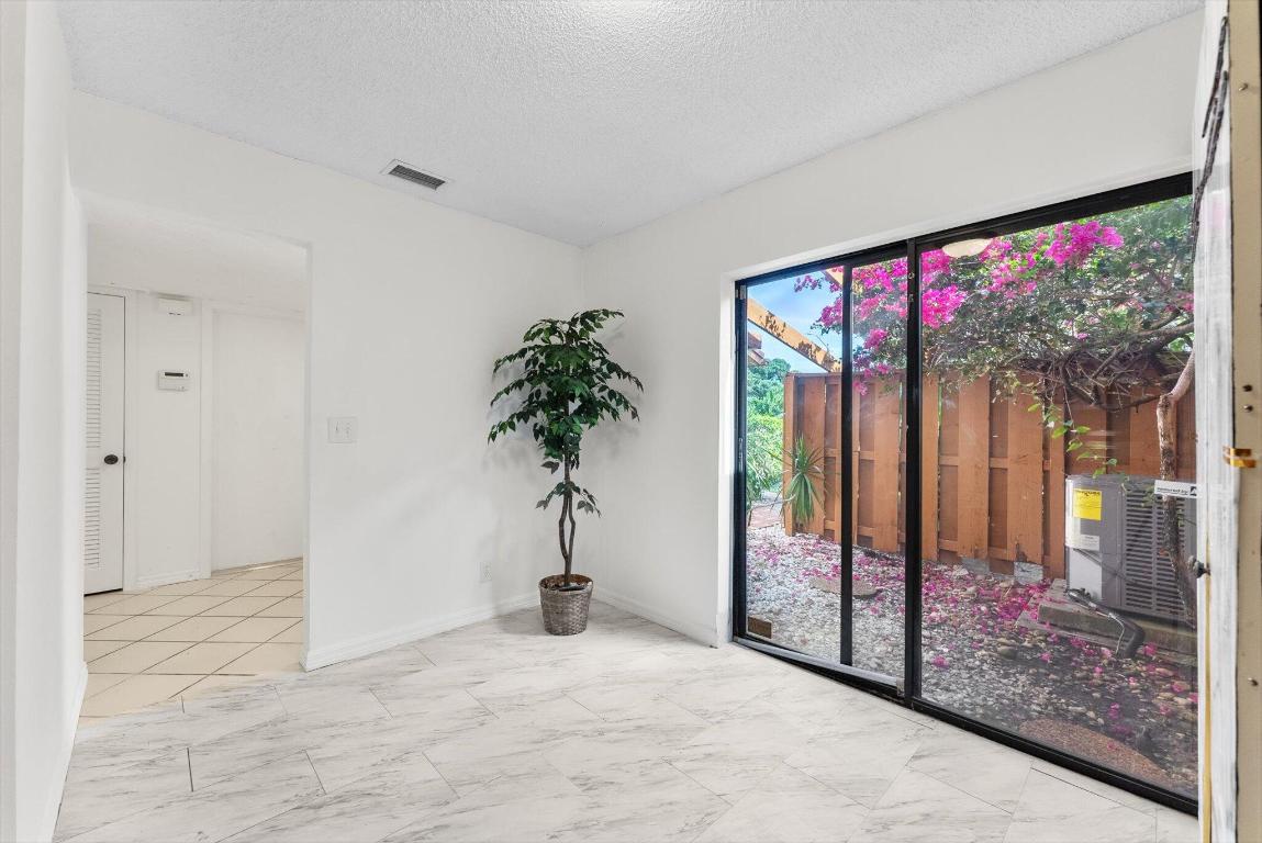 5371 Stonybrook Drive