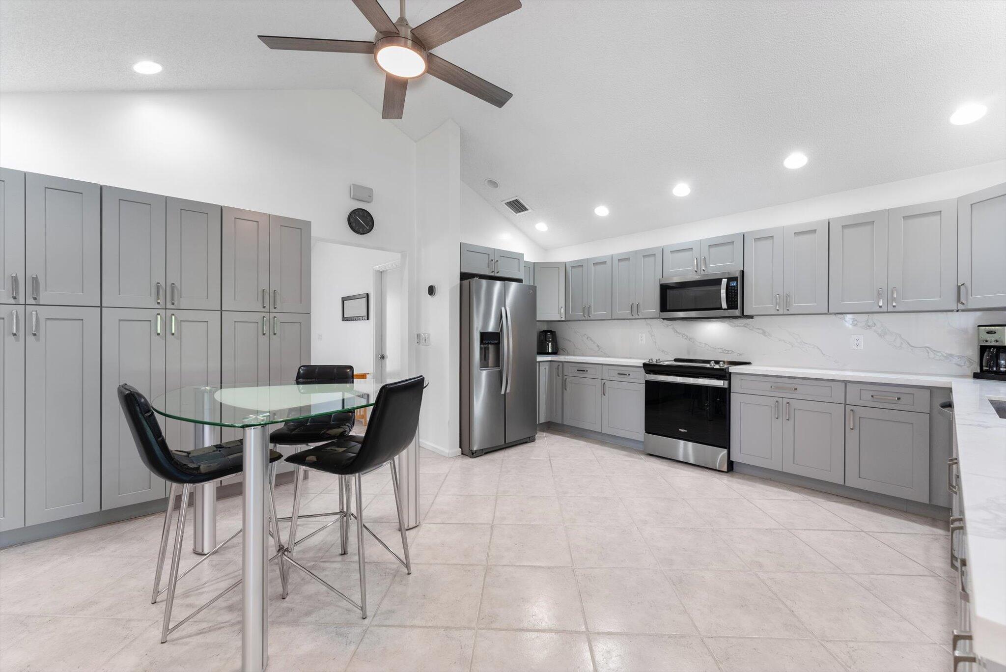 3099 NW 28th Terrace