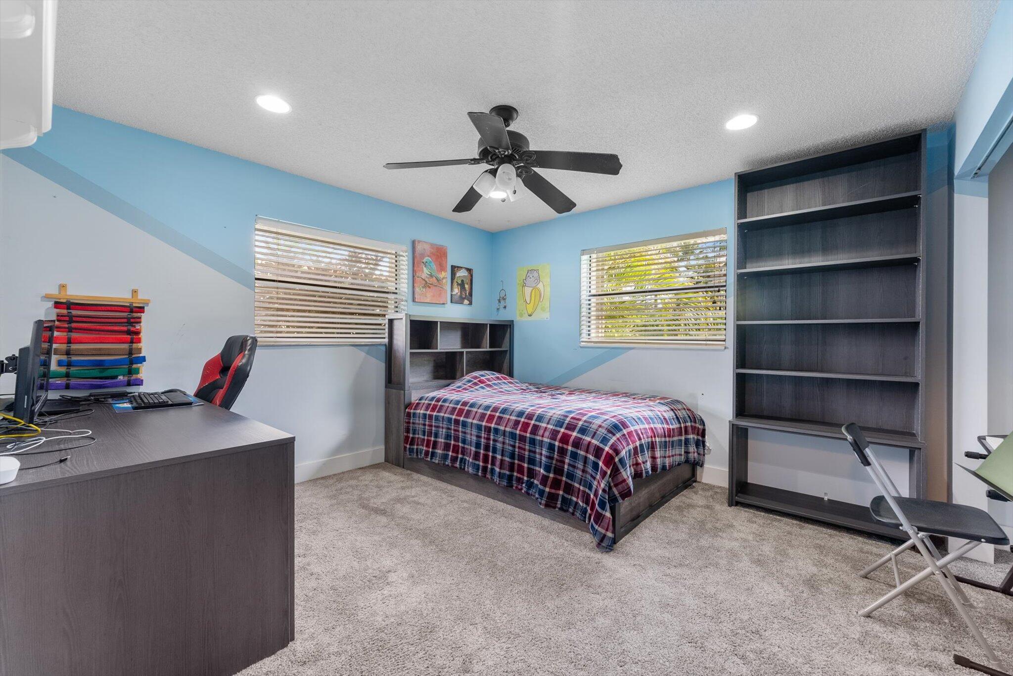 3099 NW 28th Terrace