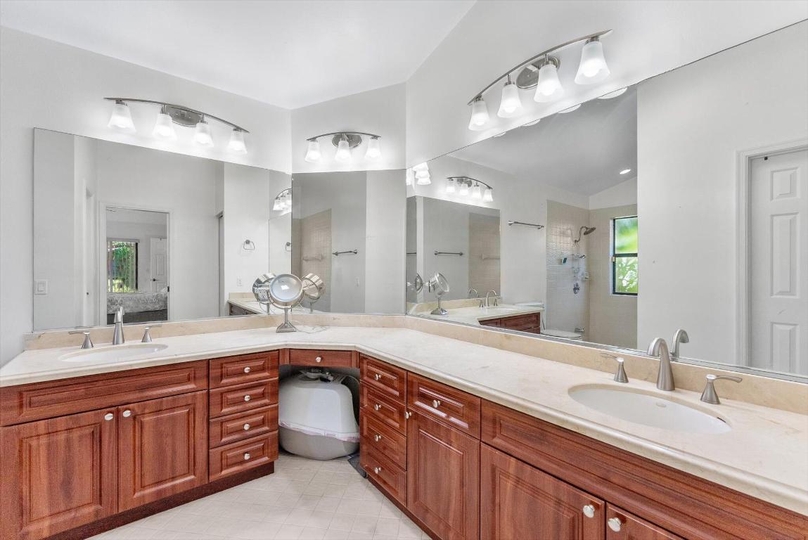 3099 NW 28th Terrace