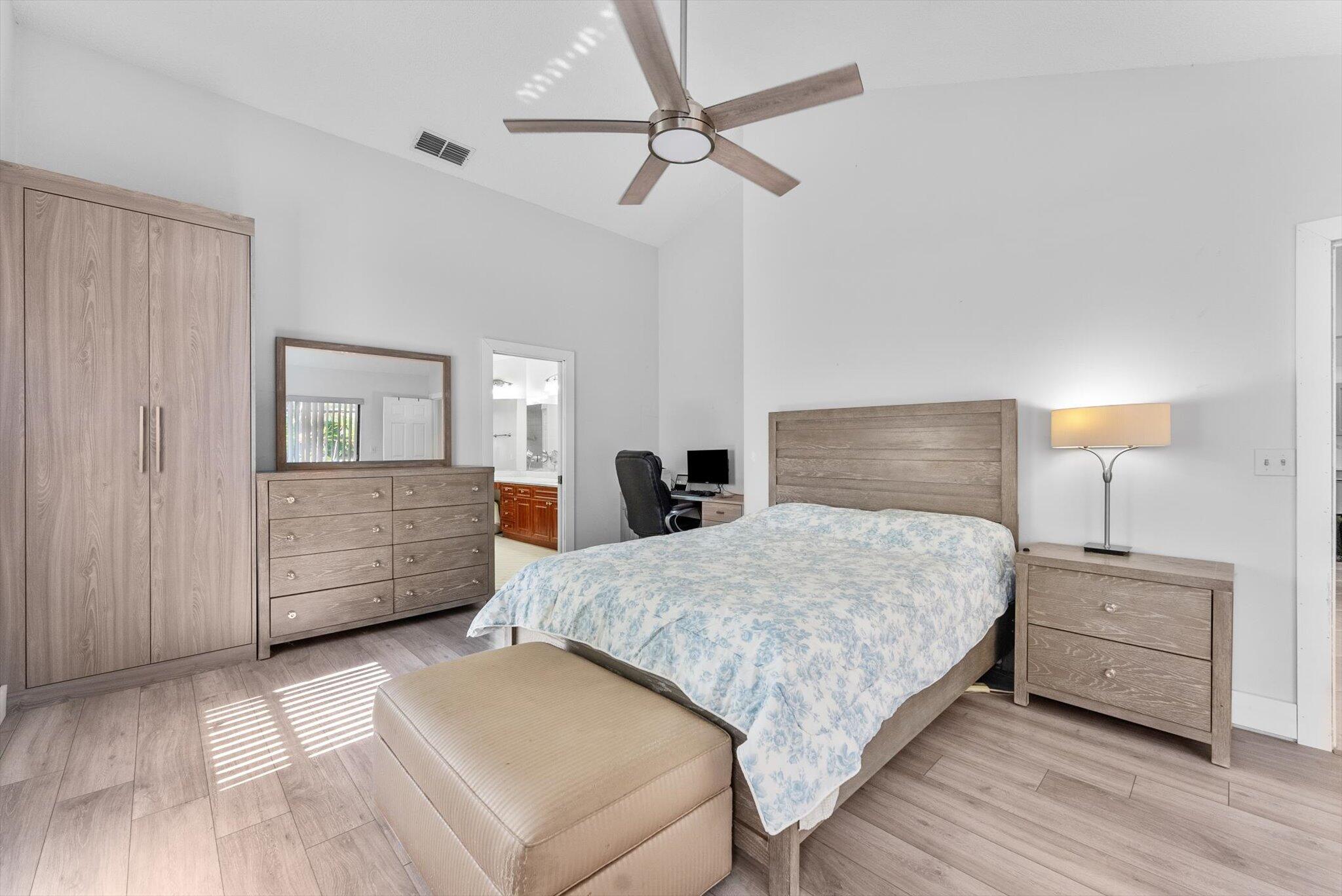 3099 NW 28th Terrace