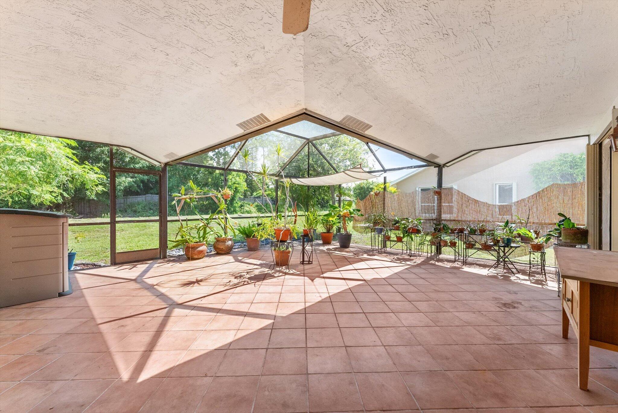 3099 NW 28th Terrace