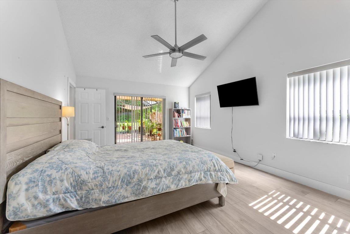 3099 NW 28th Terrace