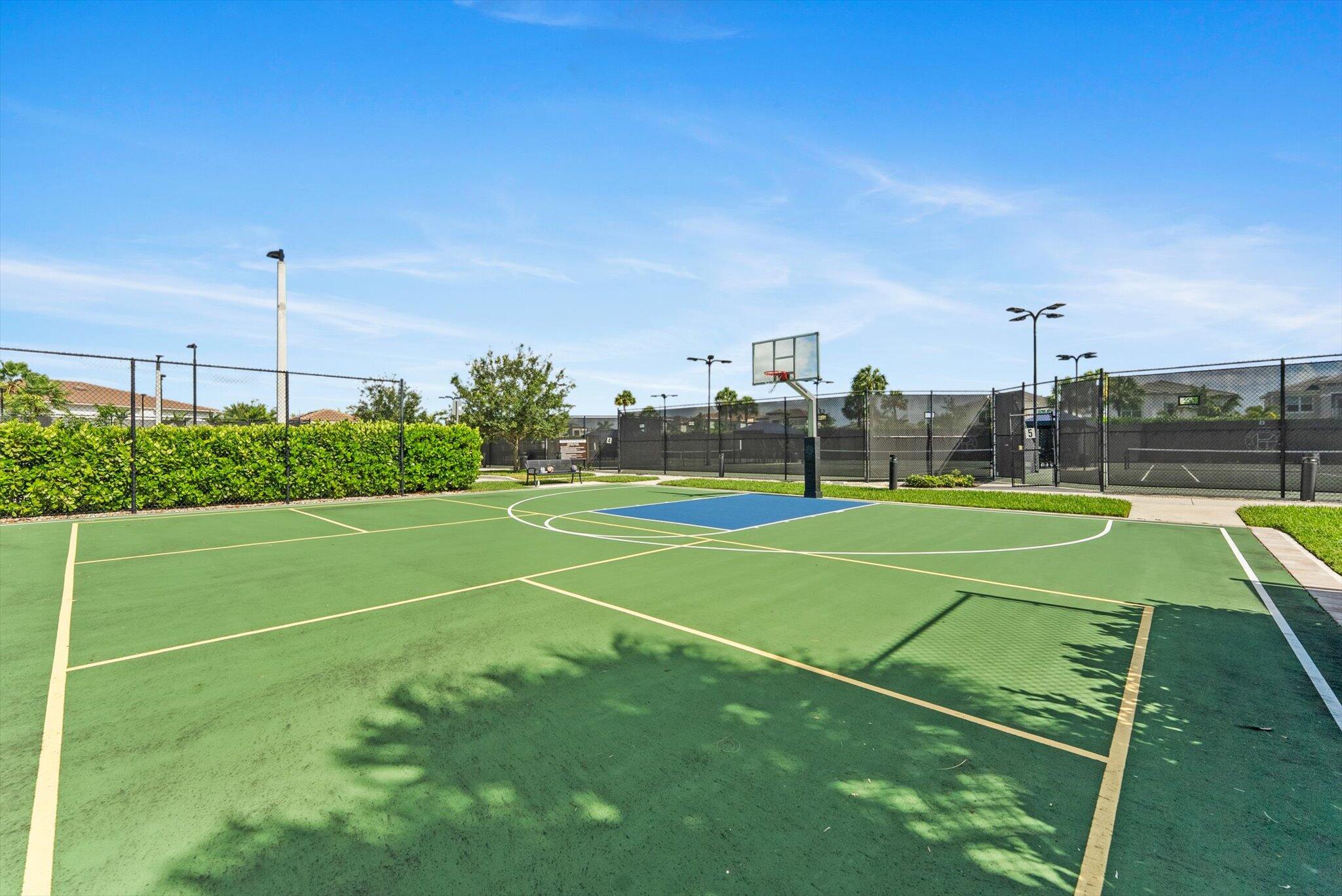 13506 Carrick Green Court
