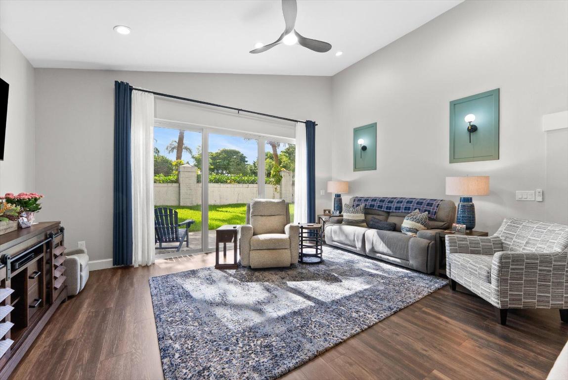 13506 Carrick Green Court