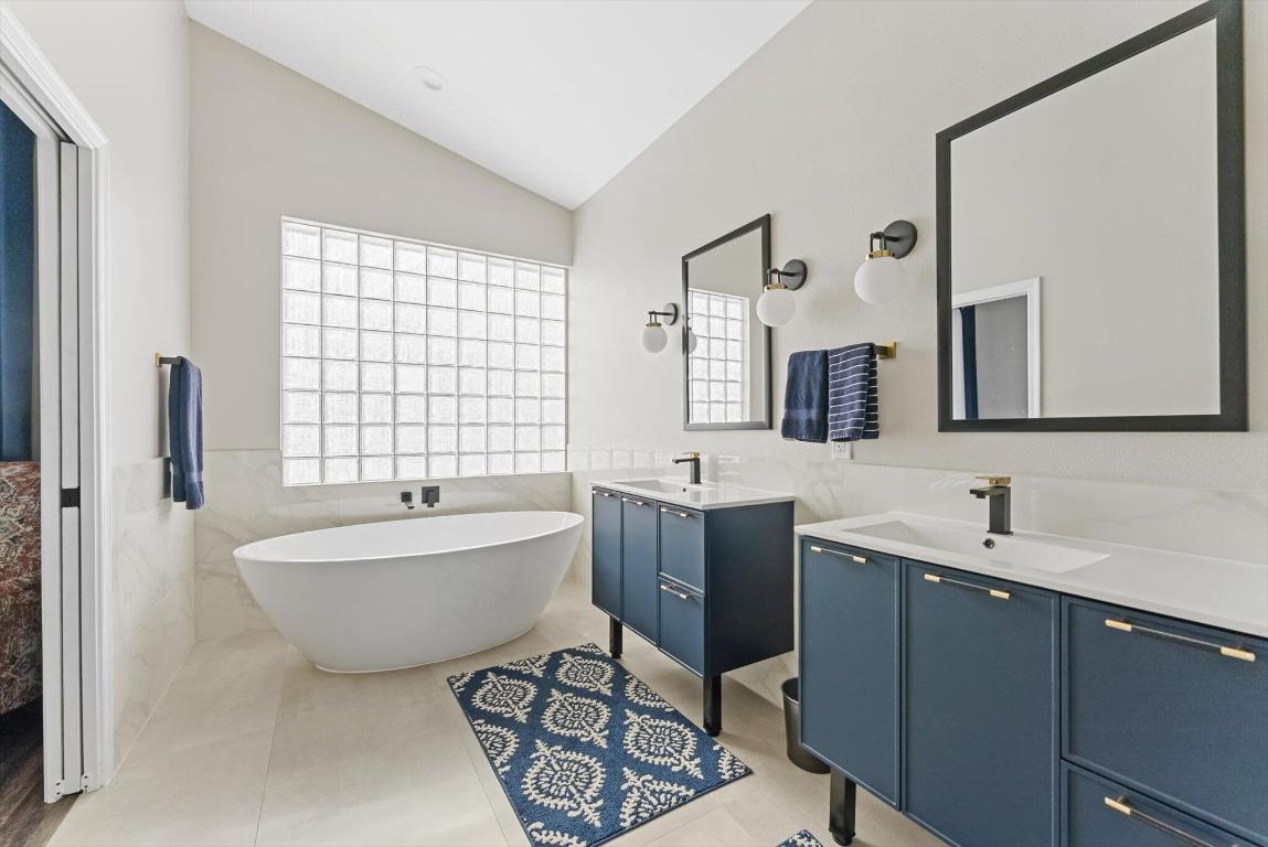 13506 Carrick Green Court