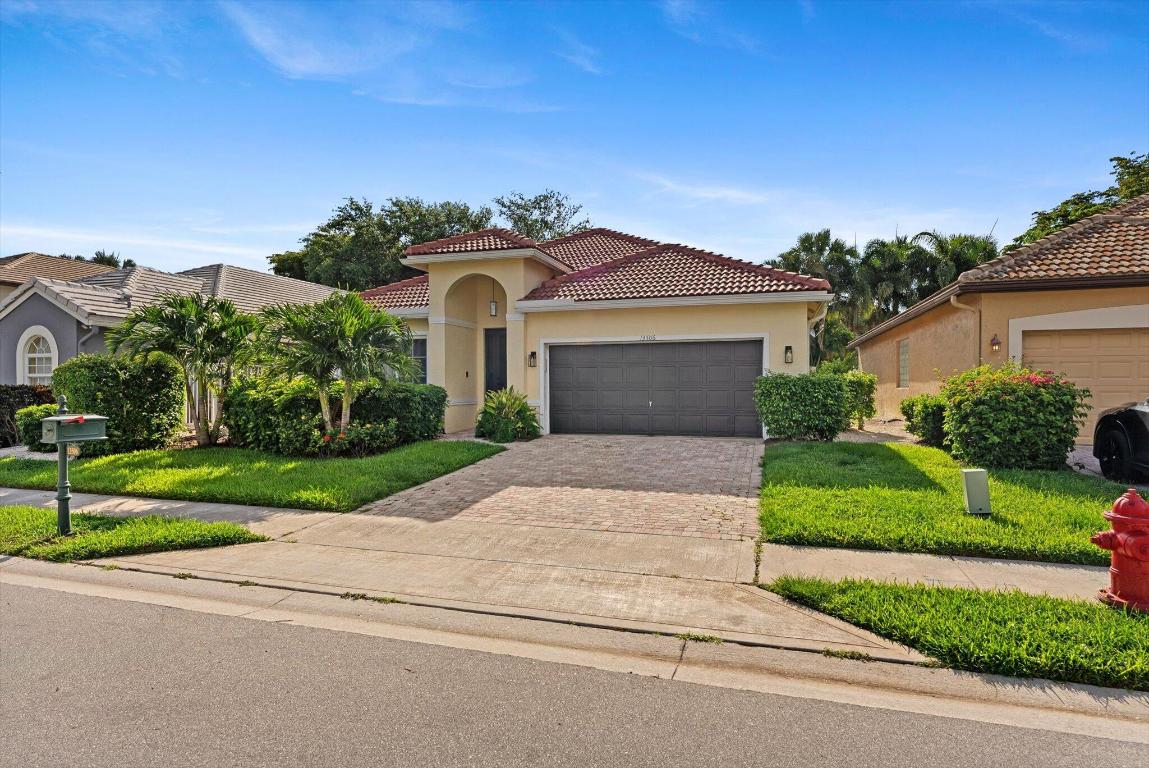 13506 Carrick Green Court