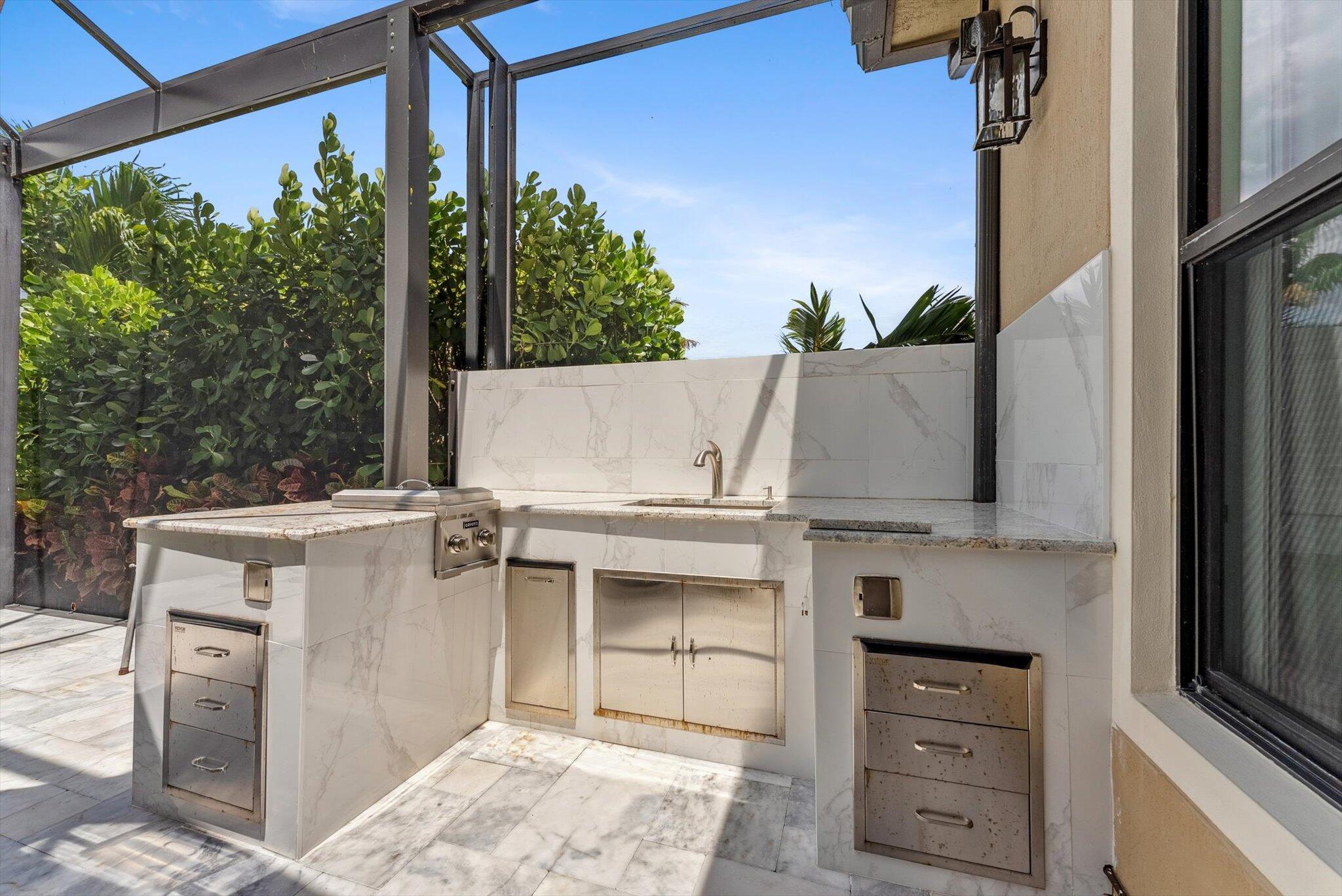8628 Grand Prix Lane