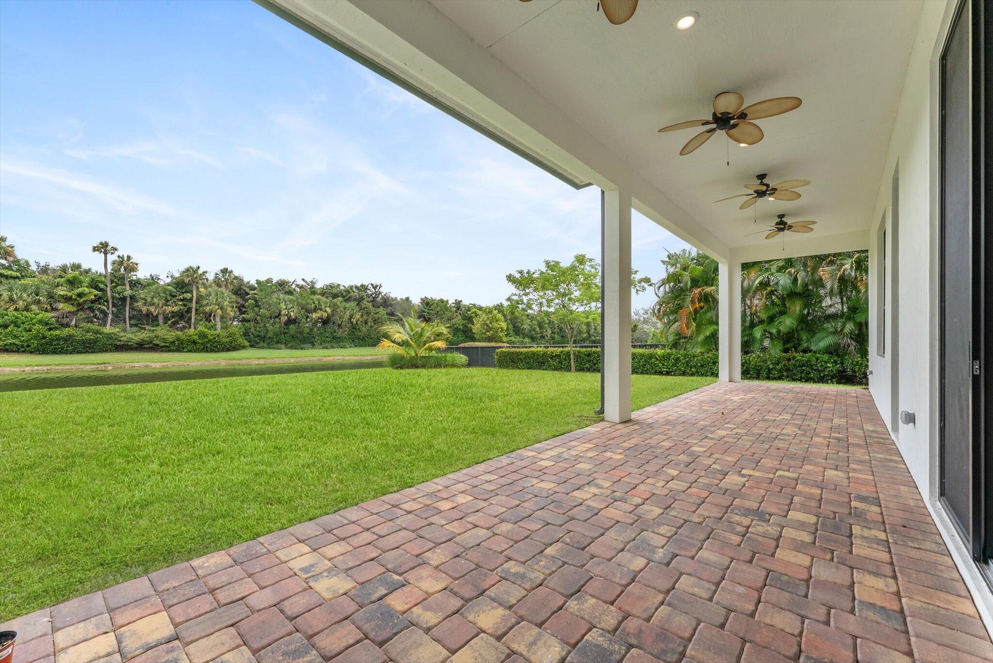 8195 Grand Prix Lane