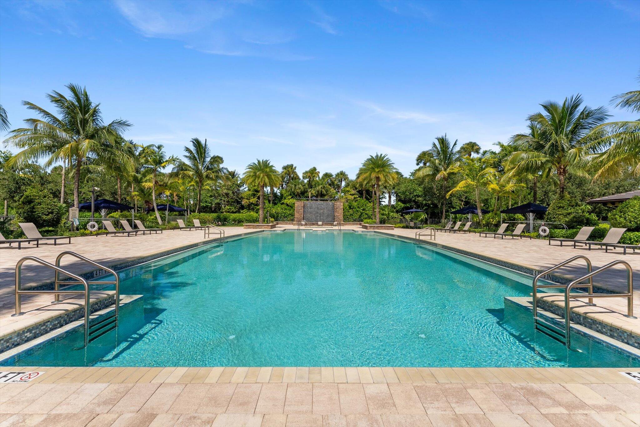 8195 Grand Prix Lane