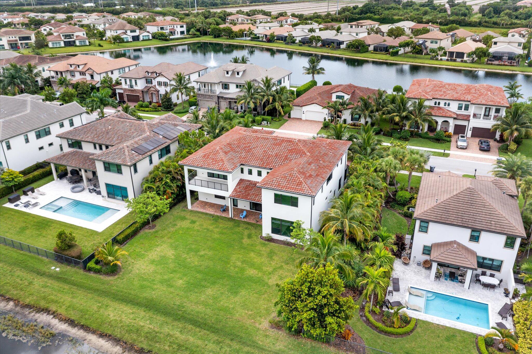 8195 Grand Prix Lane