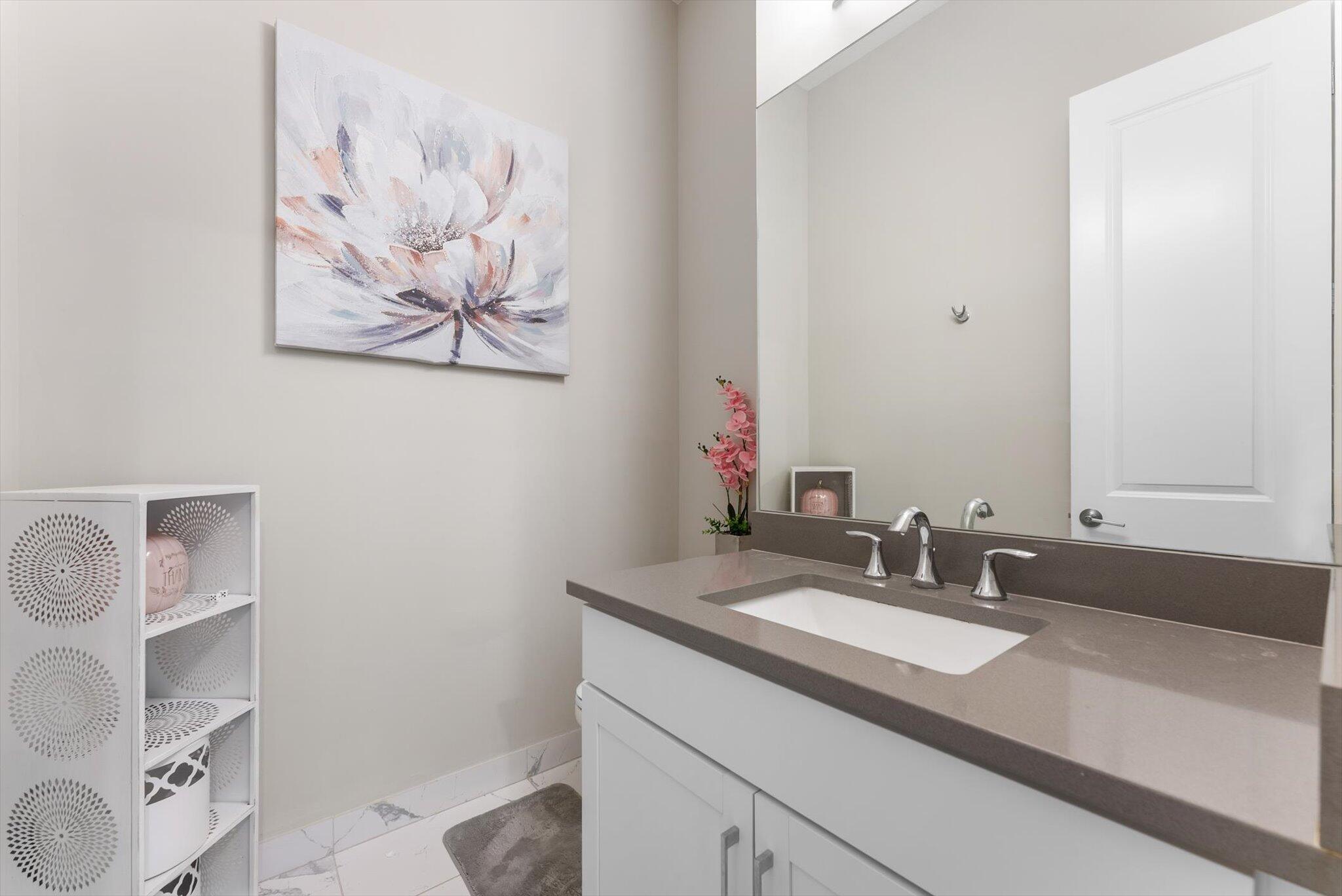 8195 Grand Prix Lane