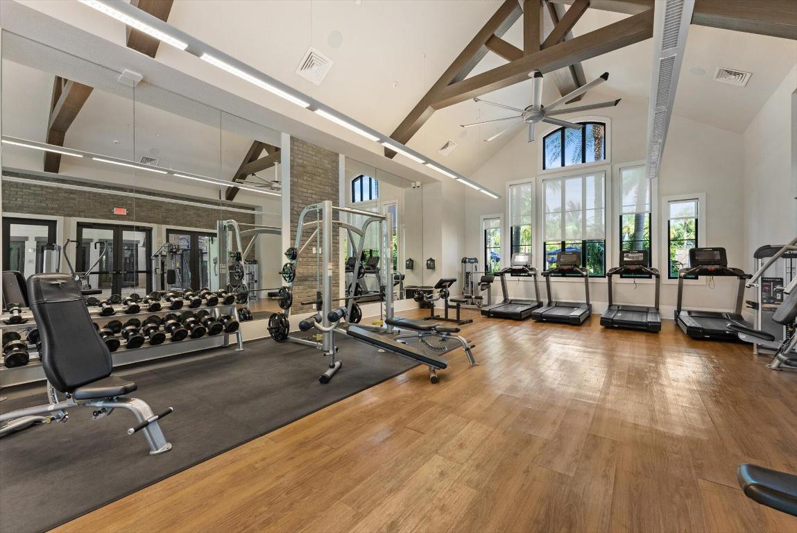 8195 Grand Prix Lane