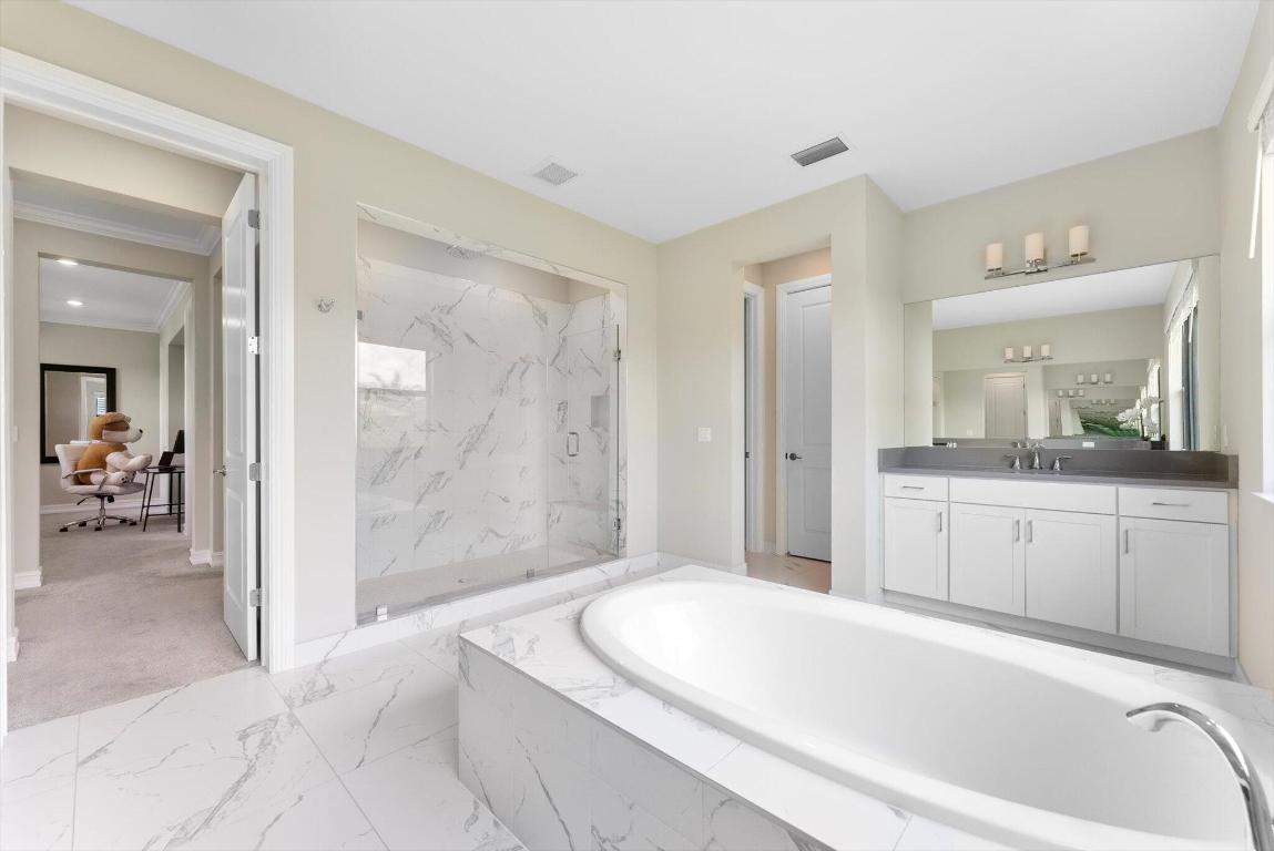 8195 Grand Prix Lane