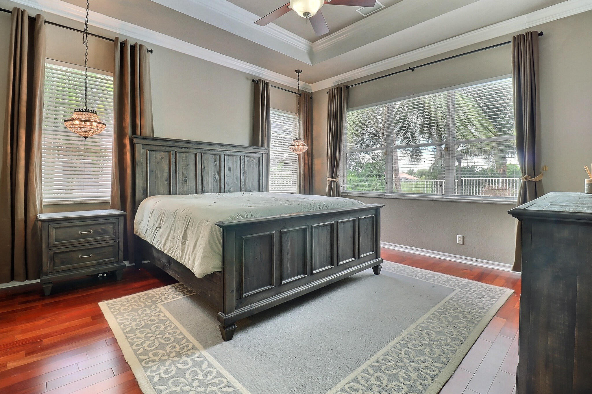 1289 Beacon Circle