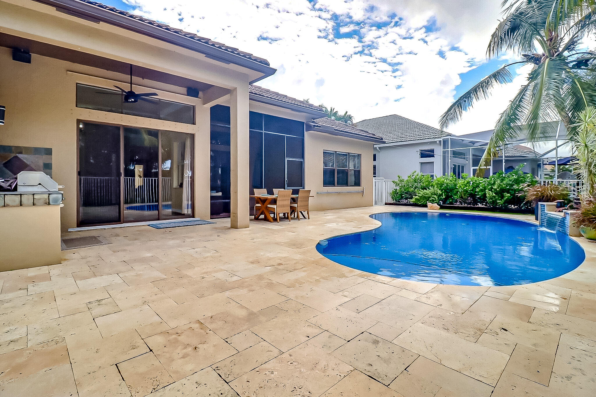 1289 Beacon Circle