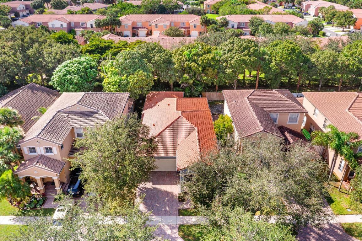 5049 Sancerre Circle