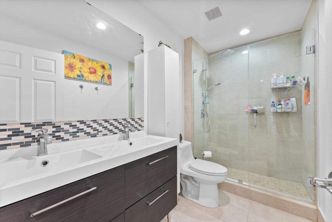 1701 NW 107th Terrace