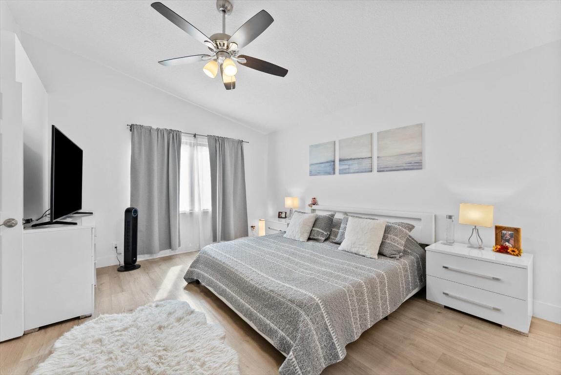 1701 NW 107th Terrace