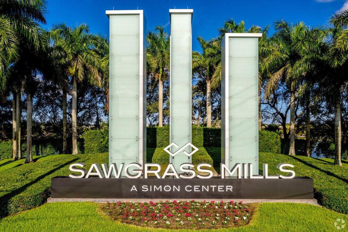 1701 NW 107th Terrace