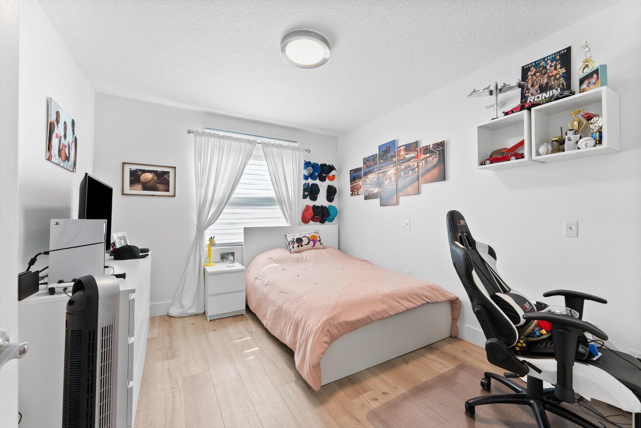 1701 NW 107th Terrace