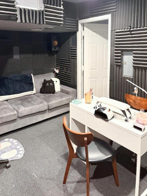 1701 NW 107th Terrace