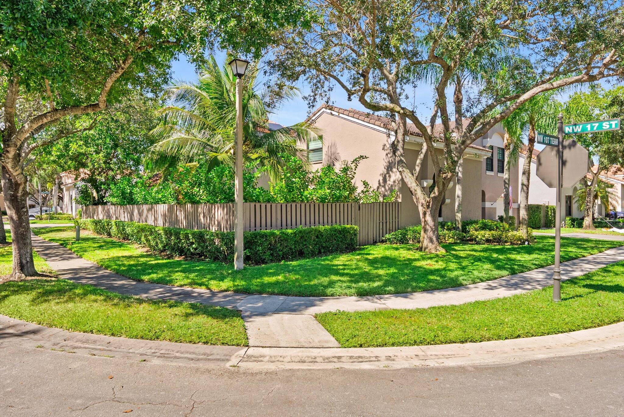 1701 NW 107th Terrace